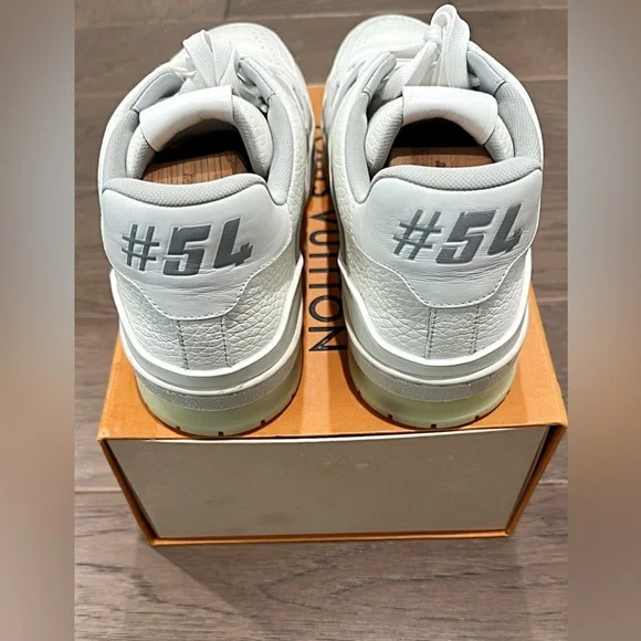 Authentic Louis Vuitton White Mens Trainer Sneaker - Picture 5 of 8